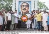 বঙ্গবন্ধুর ম্যুরালে বন্দবিলা ইউপি নির্বাচনের আওয়ামীলীগের প্রার্থী সনজীতের শ্রদ্ধা নিবেদন