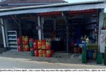 আইনকে উপেক্ষার করেই দশমিনায় যত্রতত্র এলপি গ্যাস ও পেট্রোল বিক্রি