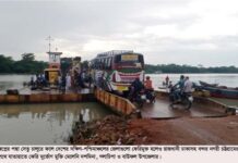 পটুয়াখালীর দুমকি-বাউফল সড়কের লোহালিয়া নদীতে সেতু না থাকায় সুবিধা বঞ্চিত ৩টি উপজেলা