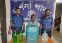 দর্শনার ডিহিতে জুয়ার আসরে ঢোকার আগেই মদসহ পাখি ভ্যানের চালক ৫০লিটার মদসহ গ্রেফতার