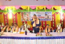 নড়াইলে কৃষ্ণের রাস উৎসব পরিদর্শন করেন এসপি মেহেদী হাসান