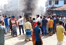 বাগেরহাট জেলার সংসদীয় একটি আসন প্রত্যাহারের প্রতিবাদে চলছে ৪৮ ঘন্টা হরতাল-অবরোধ