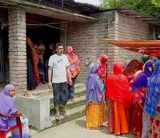 চুয়াডাঙ্গায় রাইচ কুকারের সুইচ দেবার কালে বিদ্যুৎস্পৃষ্টে গৃহবধূর মৃত্যু